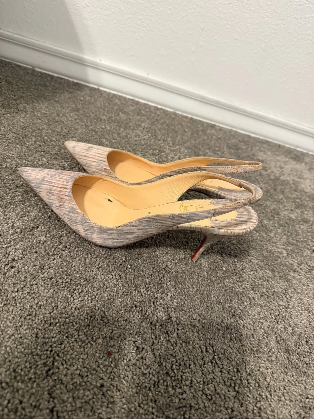 christian louboutin clare naturalle sling backs - Picture 3 of 16